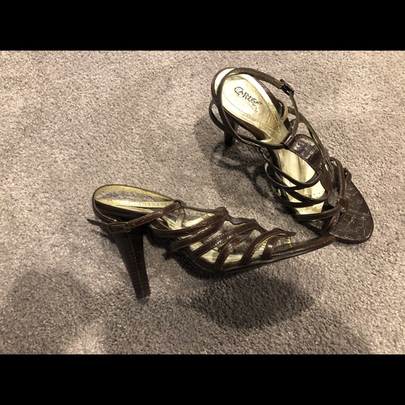 Carlos by Carlos Santana brown heels size 8 - Picture 3 of 6
